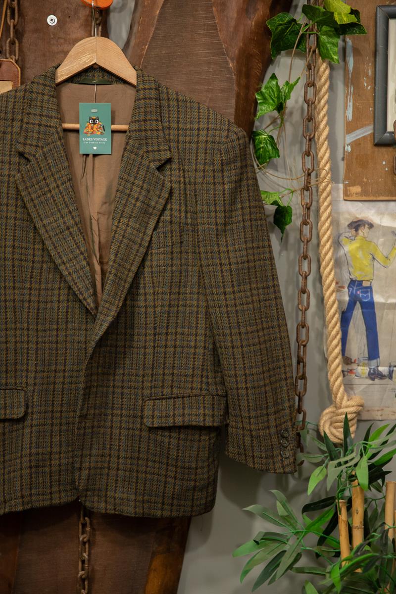 90s Classic Wool Tweed Blazer