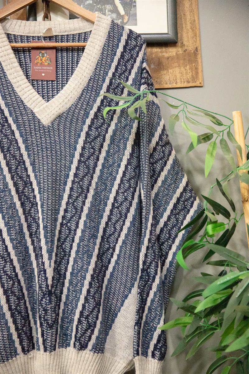 90s Coogi Wool V Yaka Kazak