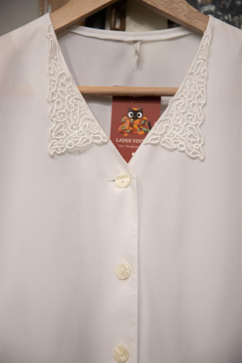 90s Dantel Yaka Kadın Gömlek