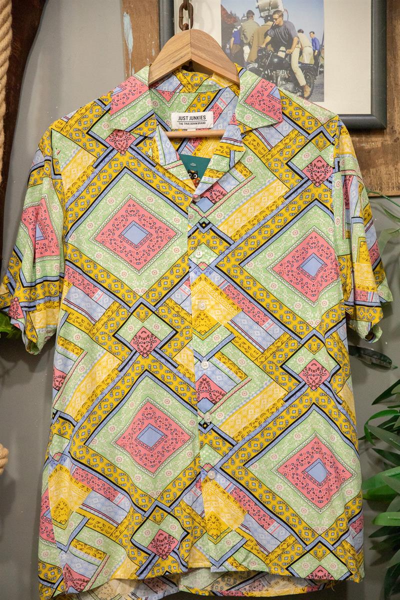 90s England Etnik Gömlek