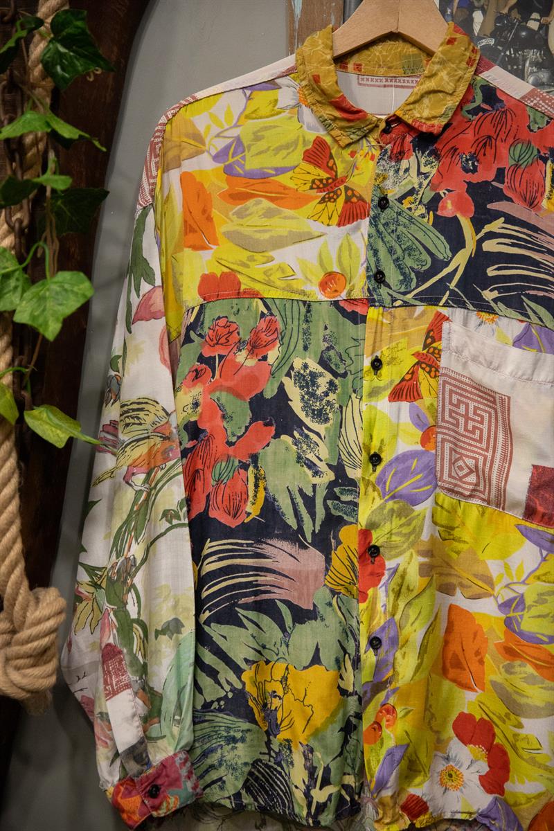 90s Salaş Renkli Gömlek