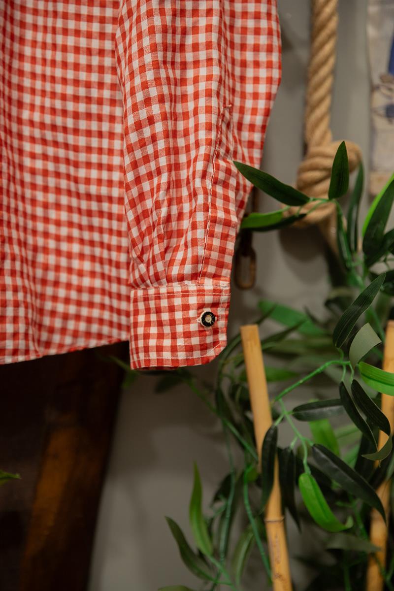 Austrian 90s Preppy Kare Gömlek