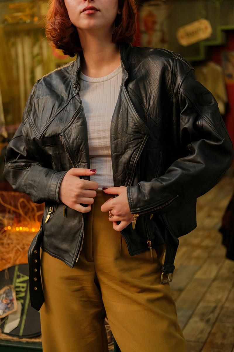 Biker Kemerli Model Kadın Deri Ceket