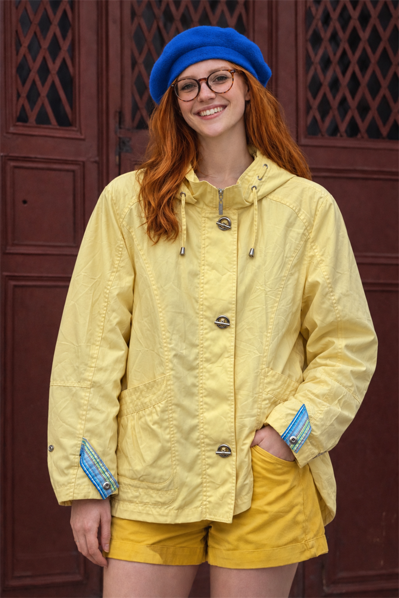 England Pastel Yellow Rüzgarlık/Mont