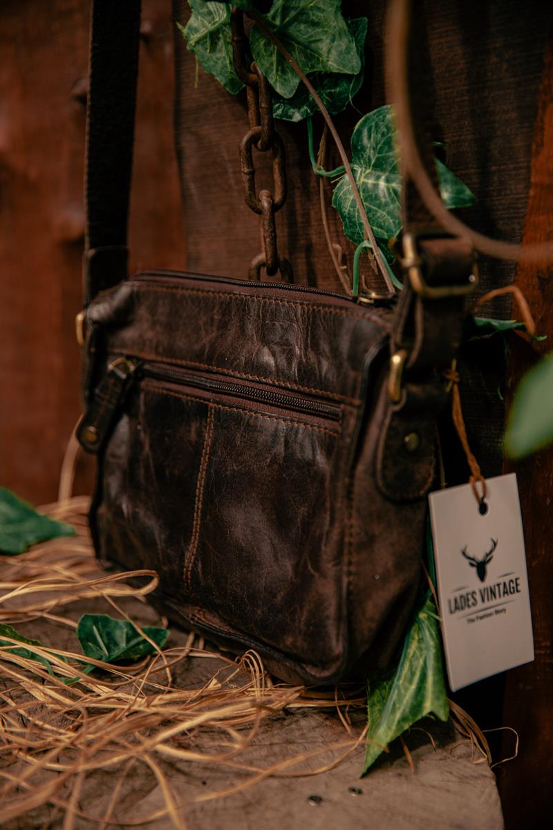ESKİTME DERİ KOLEKSİYON ÇANTA