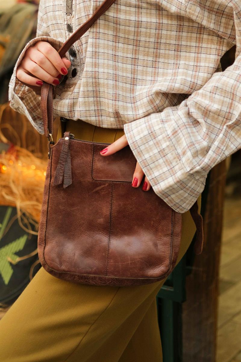 ESKİTME MODEL VİNTAGE ÇANTA