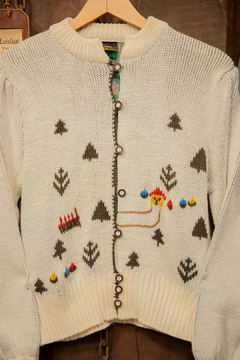 Handknit Ekru Yün Hırka