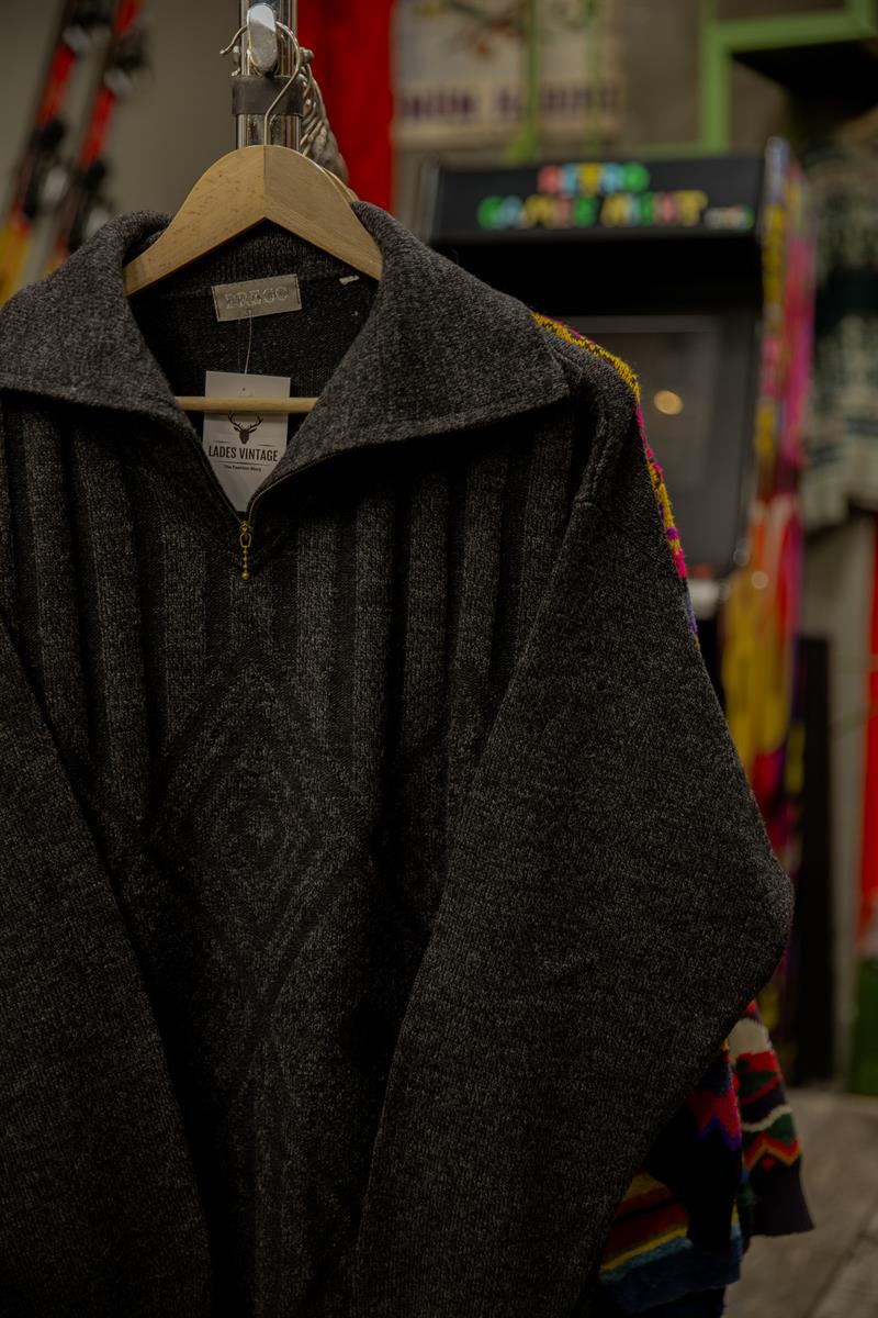 İTALİAN VİNTAGE SOFT MODEL KAZAK