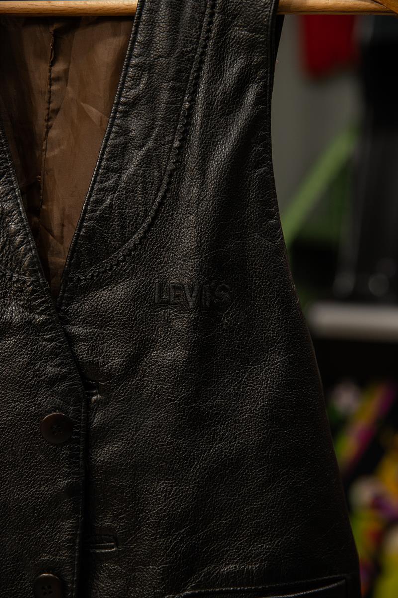 LEVİS KOLEKSİYON UNİSEX YELEK
