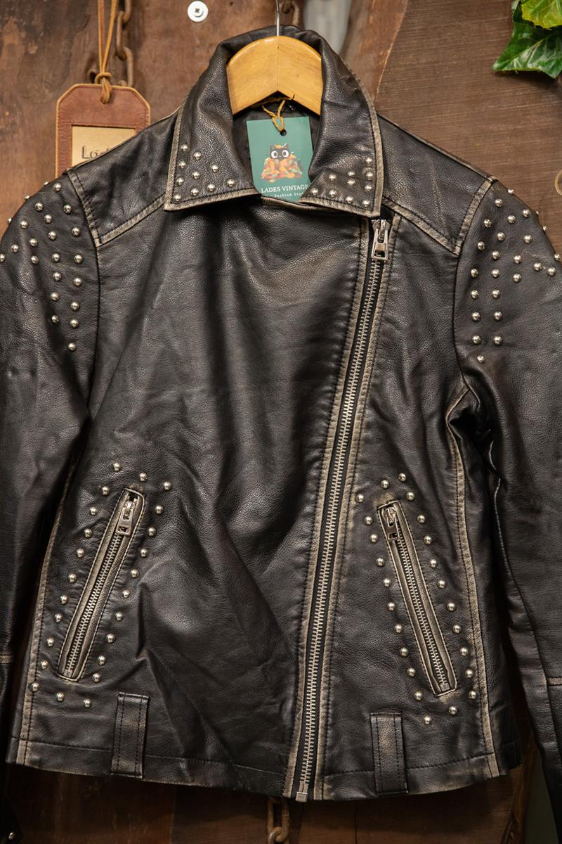 Metal Zımbalı Biker Deri Ceket