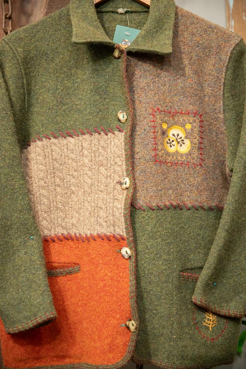 Nakışlı Pach Yün Hırka/Ceket