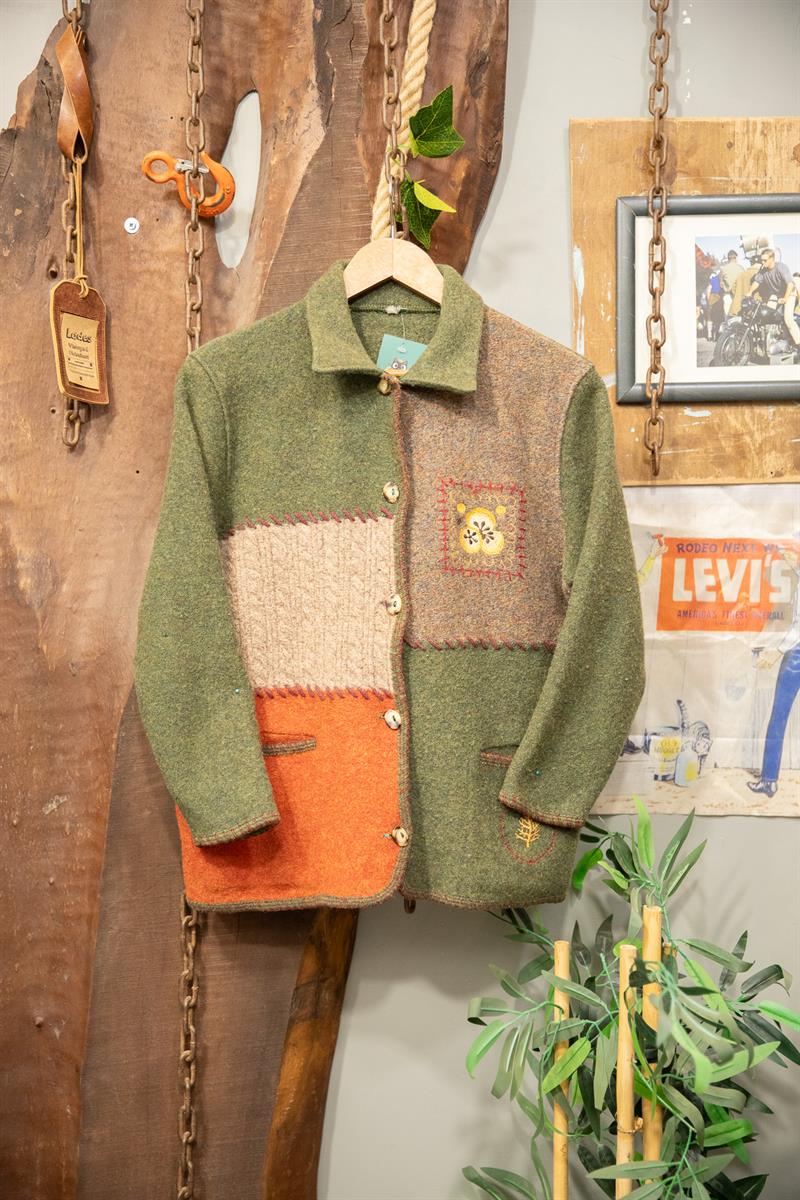 Nakışlı Pach Yün Hırka/Ceket