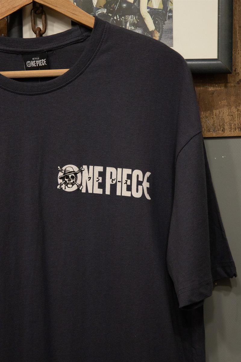 NETFLIX NE PIECE T-Shirt