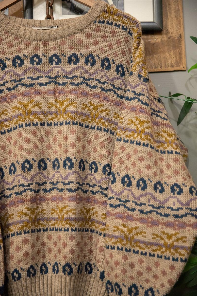 Old School Knit Kazak