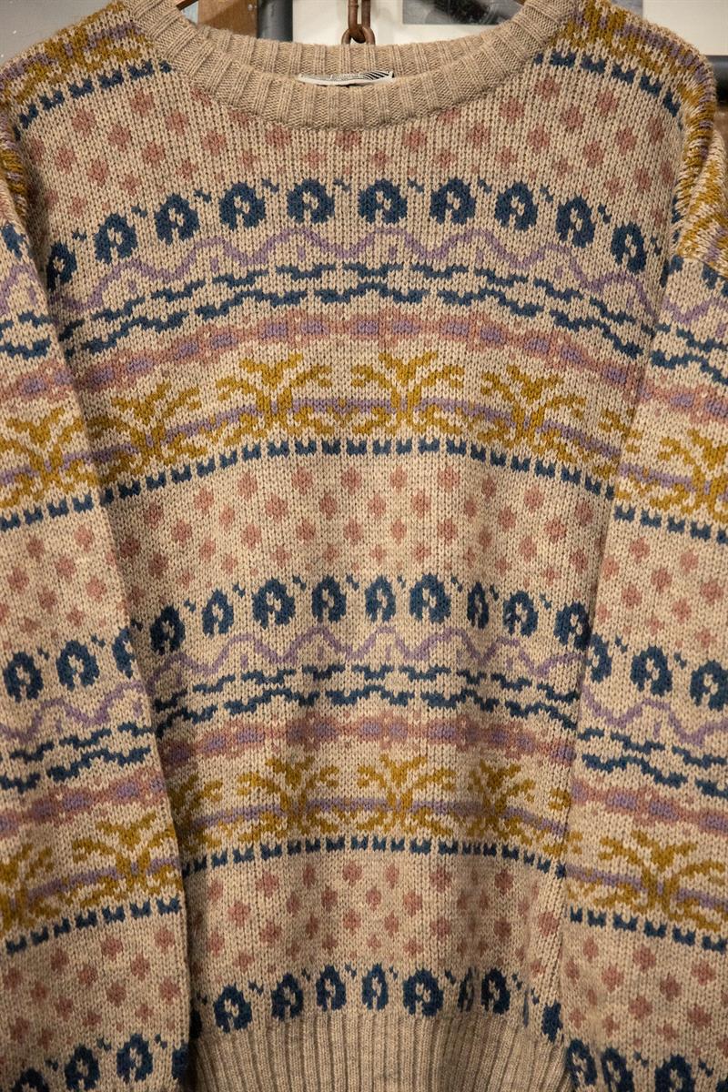Old School Knit Kazak