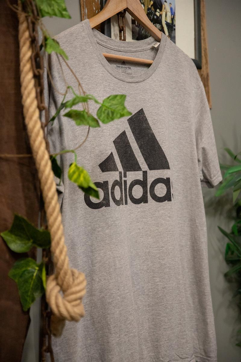 Original ADIDAS 90s T-Shirt