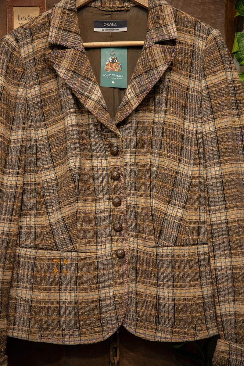 Orwell Brown Cropped Wool Ceket