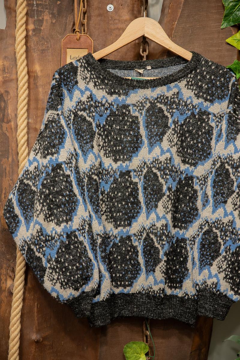 Oversize Nordic Kazak