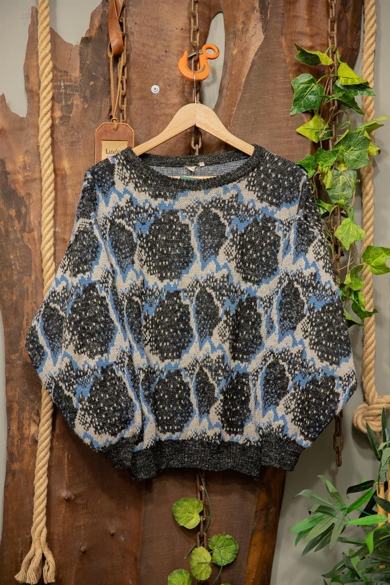 Oversize Nordic Kazak