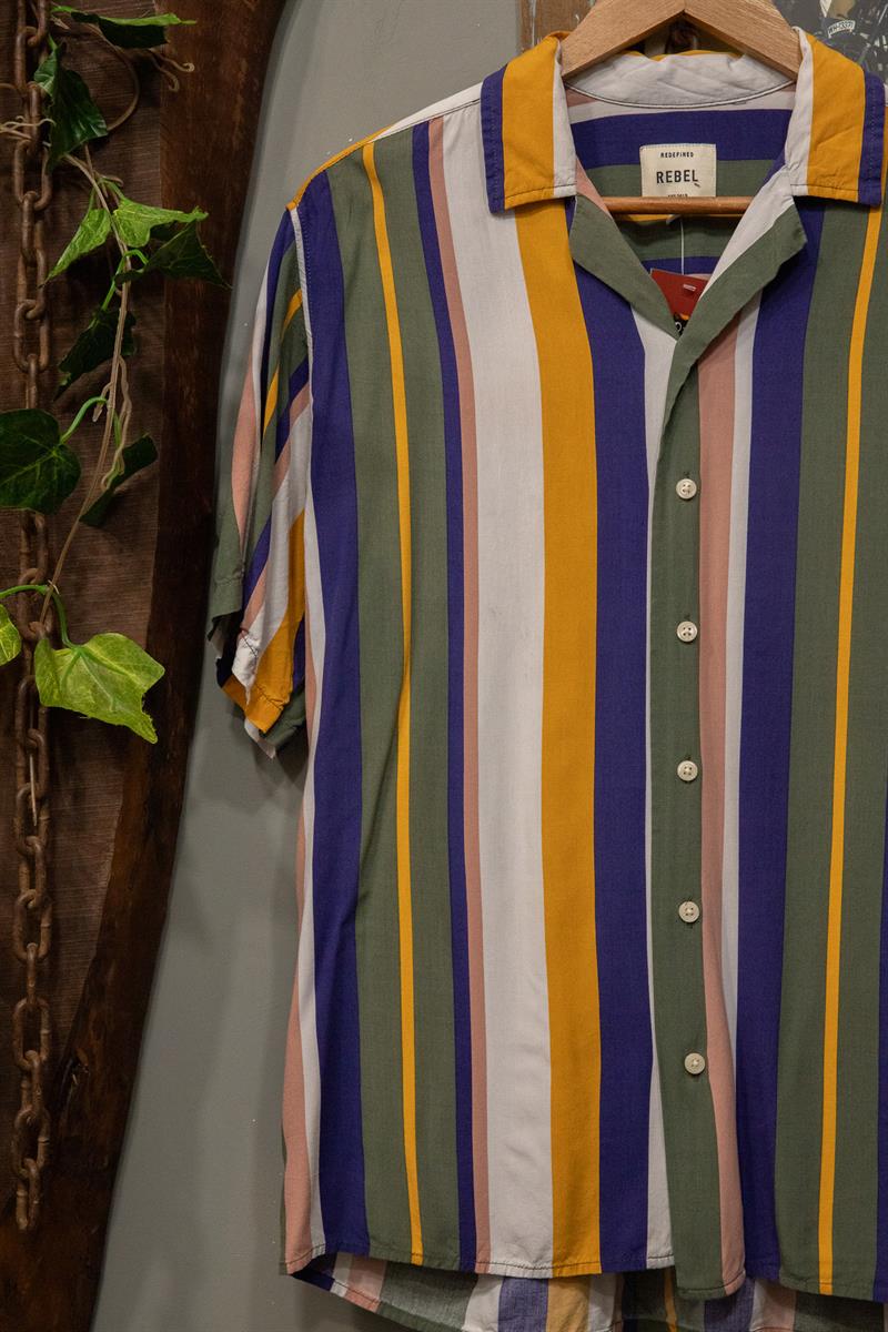 REBEL 2000&s Gömlek