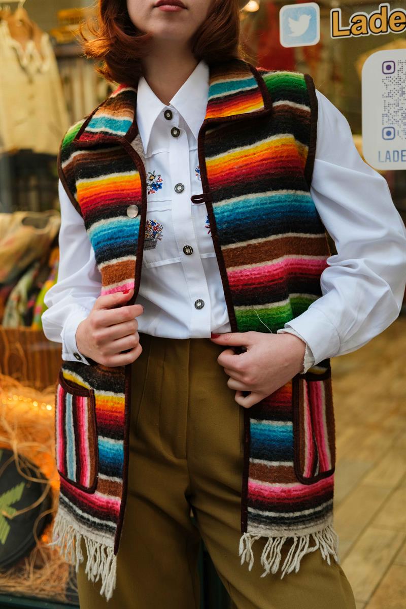 RENKLİ MODEL BOHEM YELEK