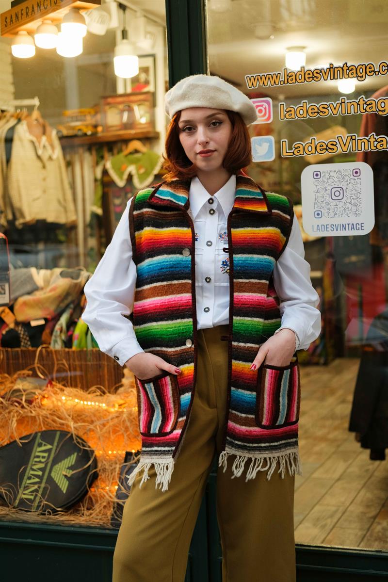 RENKLİ MODEL BOHEM YELEK