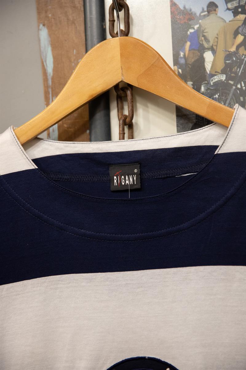 RIGANY 90s T-Shirt