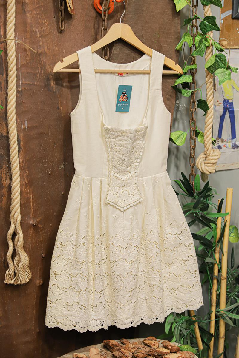 Romantic Nakışlı Mini Elbise