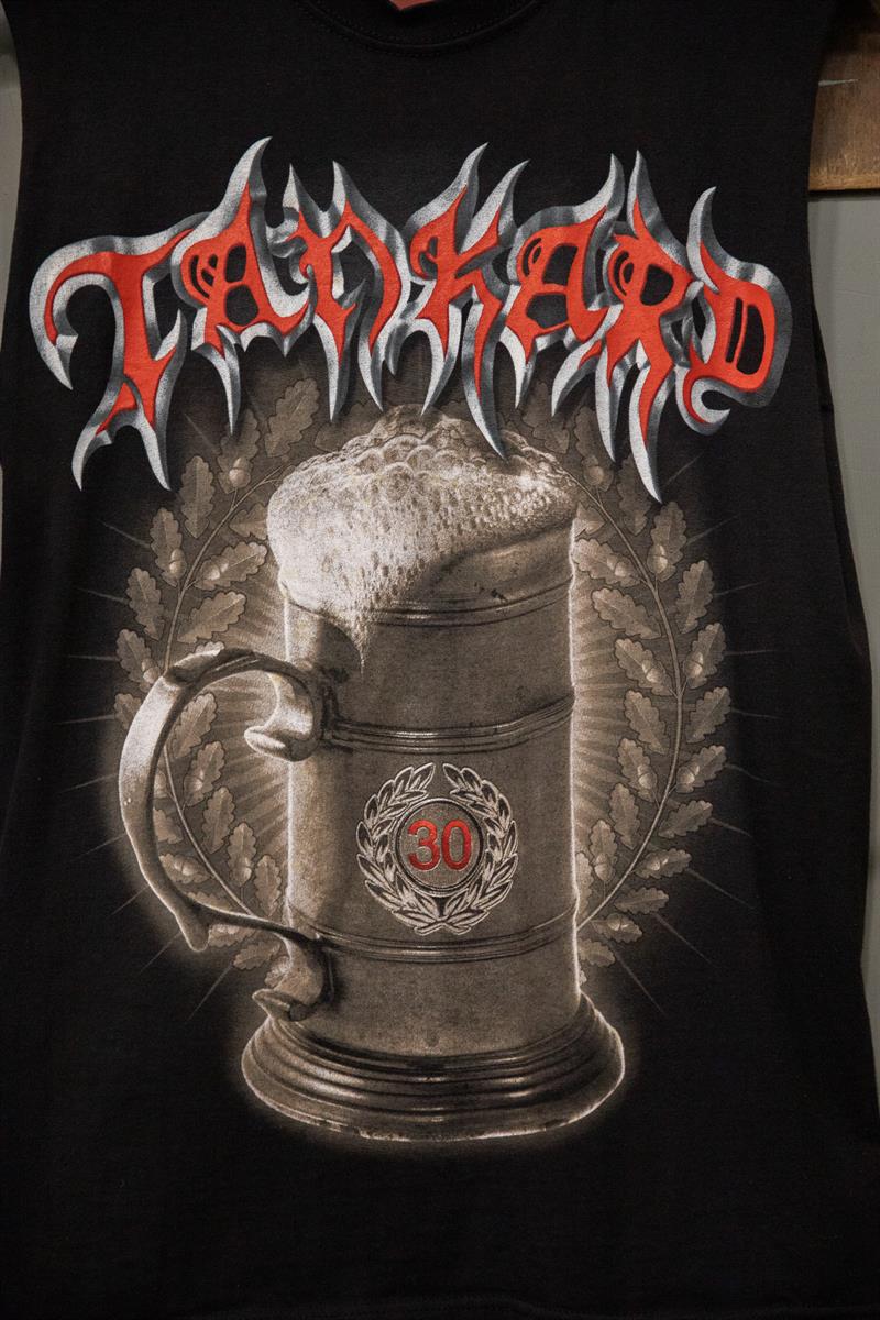 TANKARD 90s T-Shirt