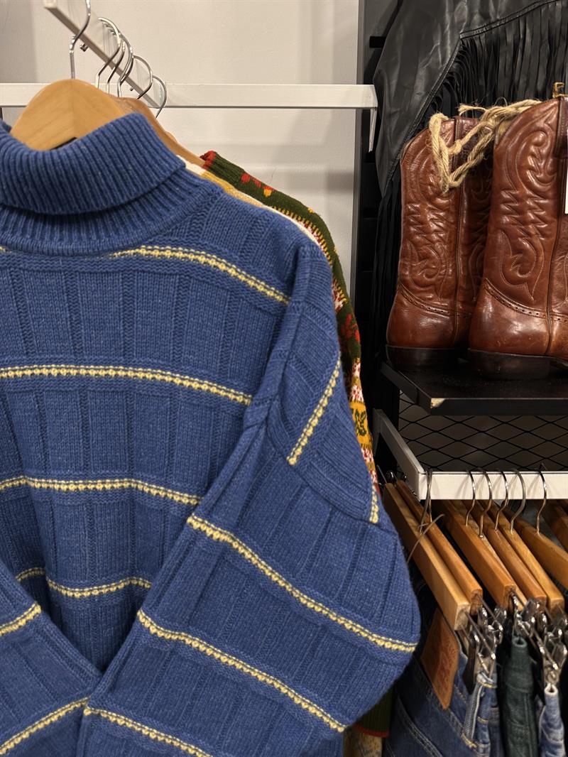 Vintage CIA Boğazlı Unisex Kazak