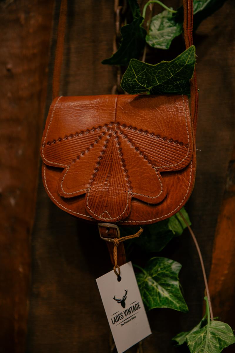 VİNTAGE PARİS YAPRAK ÇANTA