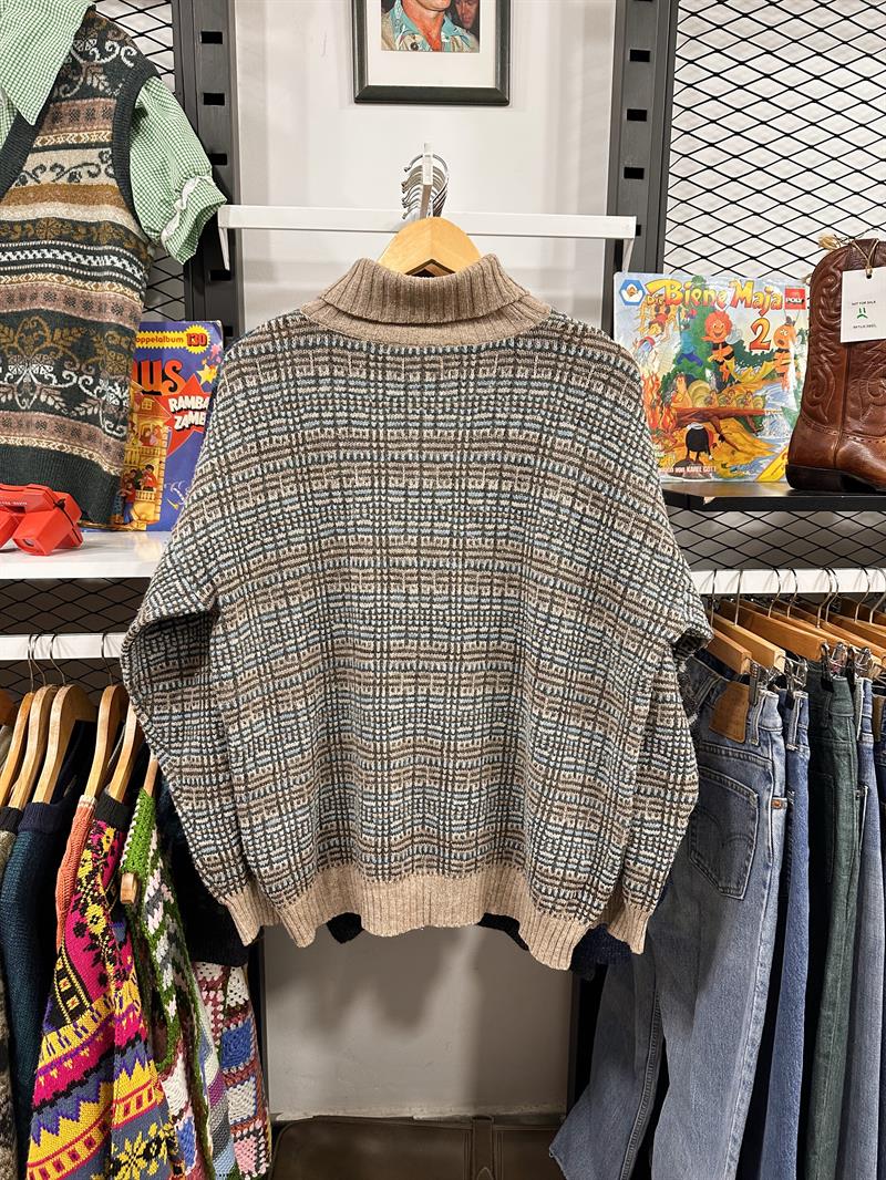 Vintage Soft Wool Salaş Kazak