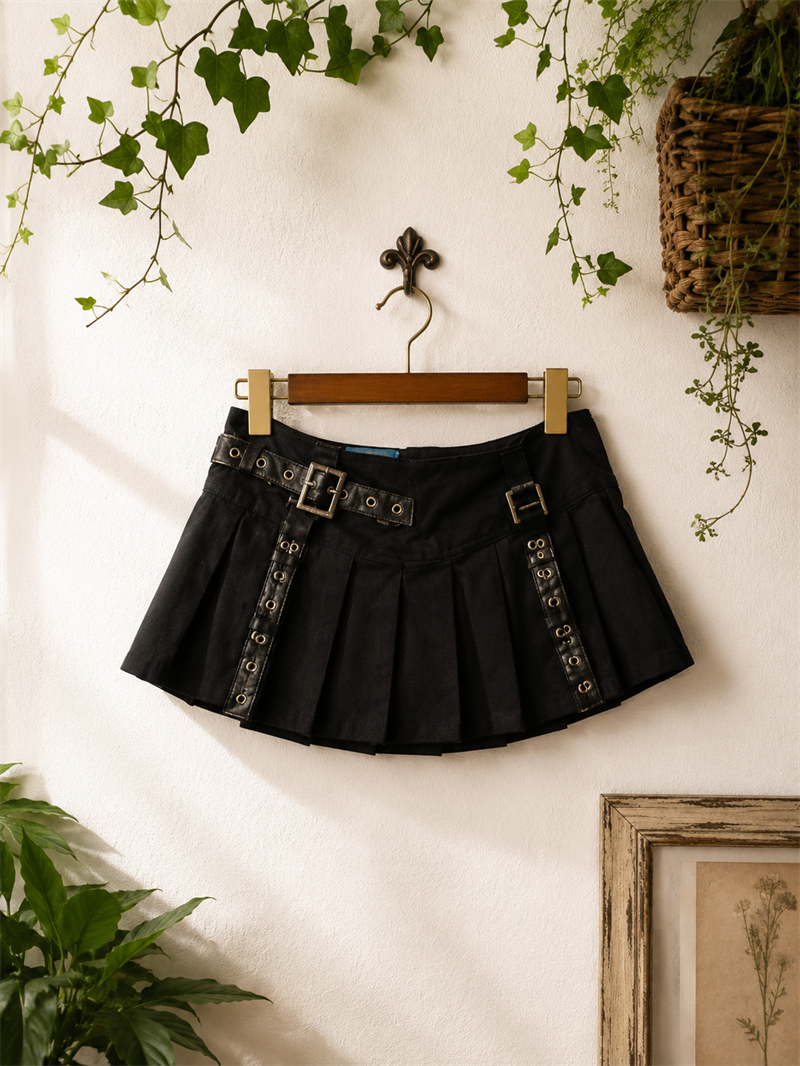 Y2K Black Pleated Etek