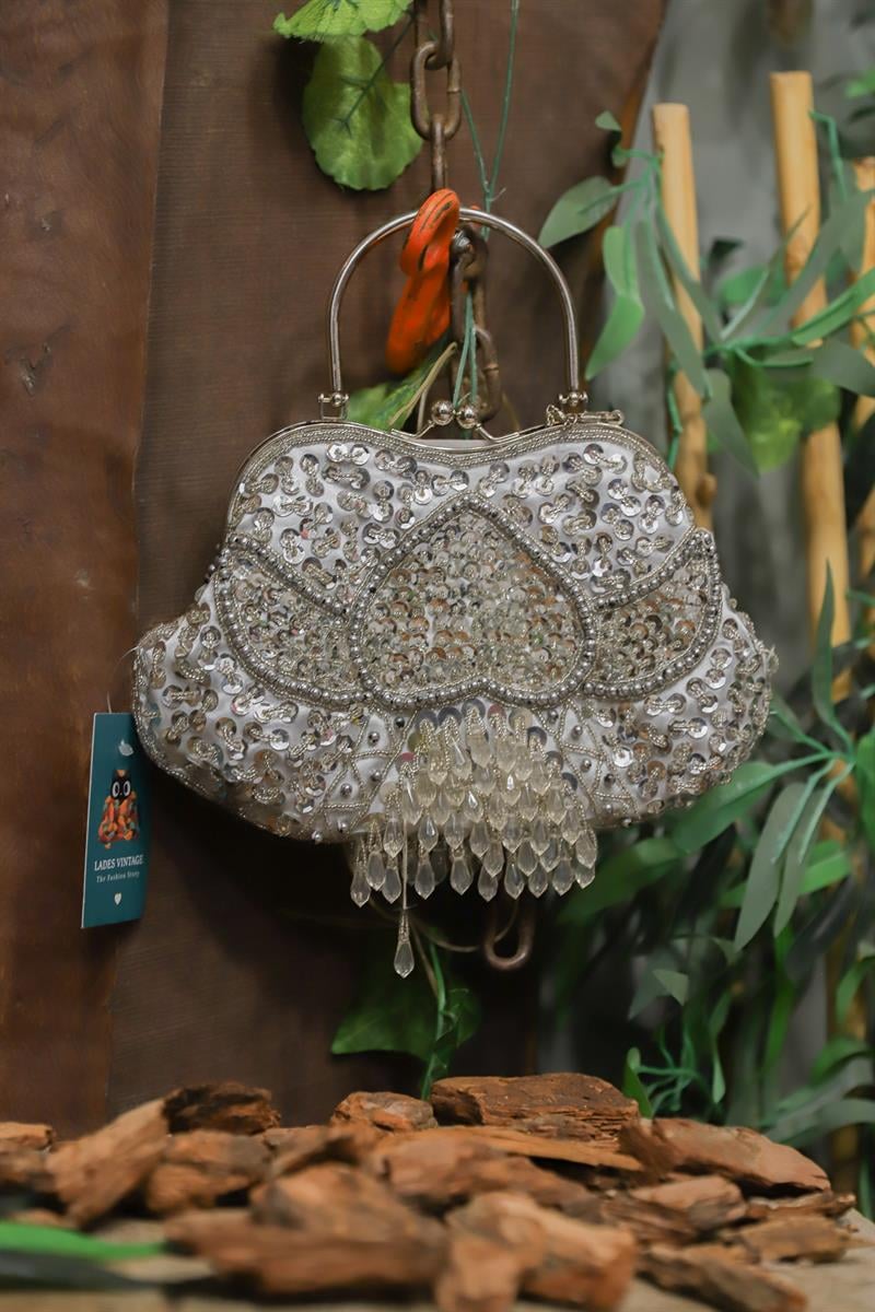 Y2K Silver Püsküllü Çanta