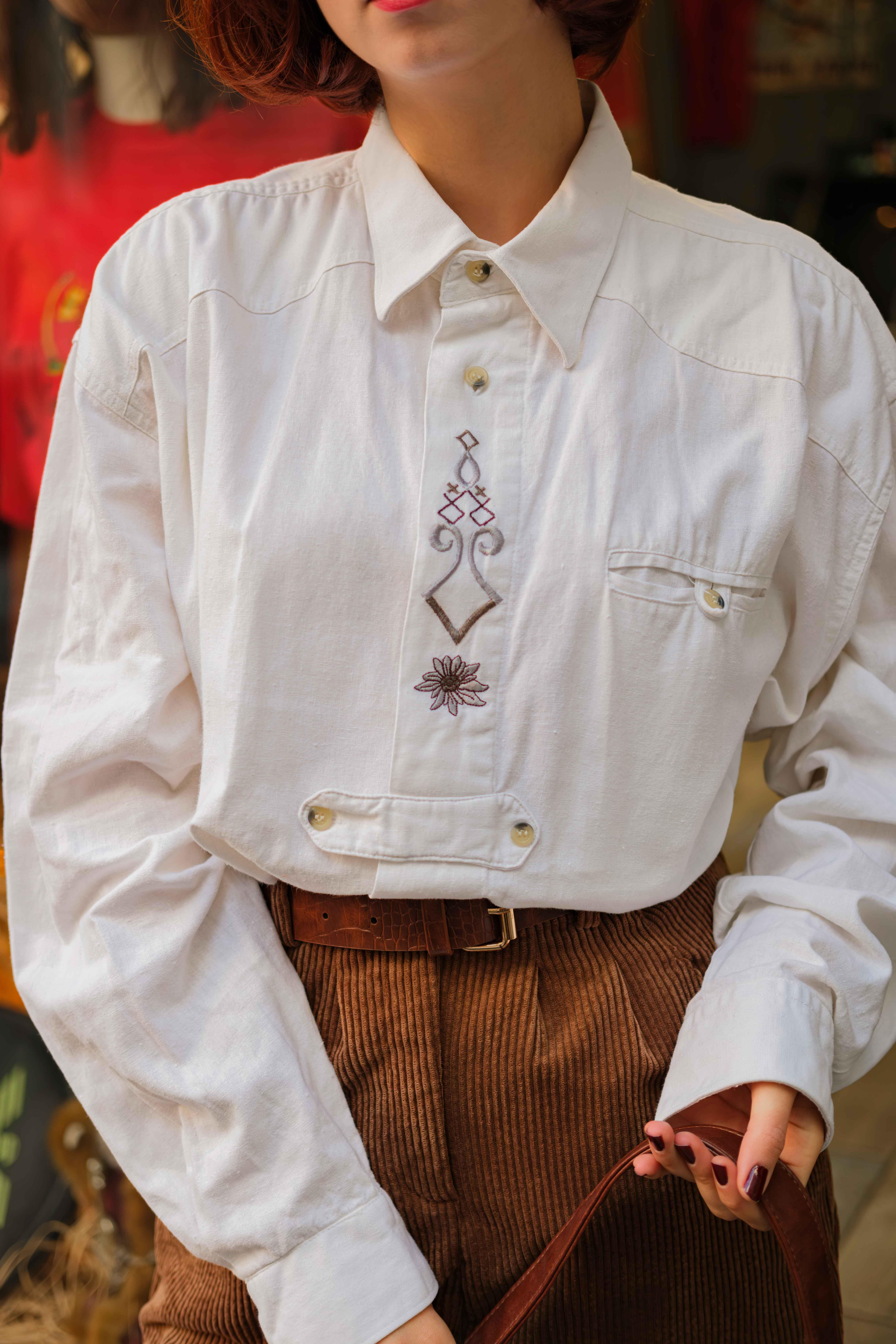 BAVYERA VİNTAGE TASARIM GÖMLEK