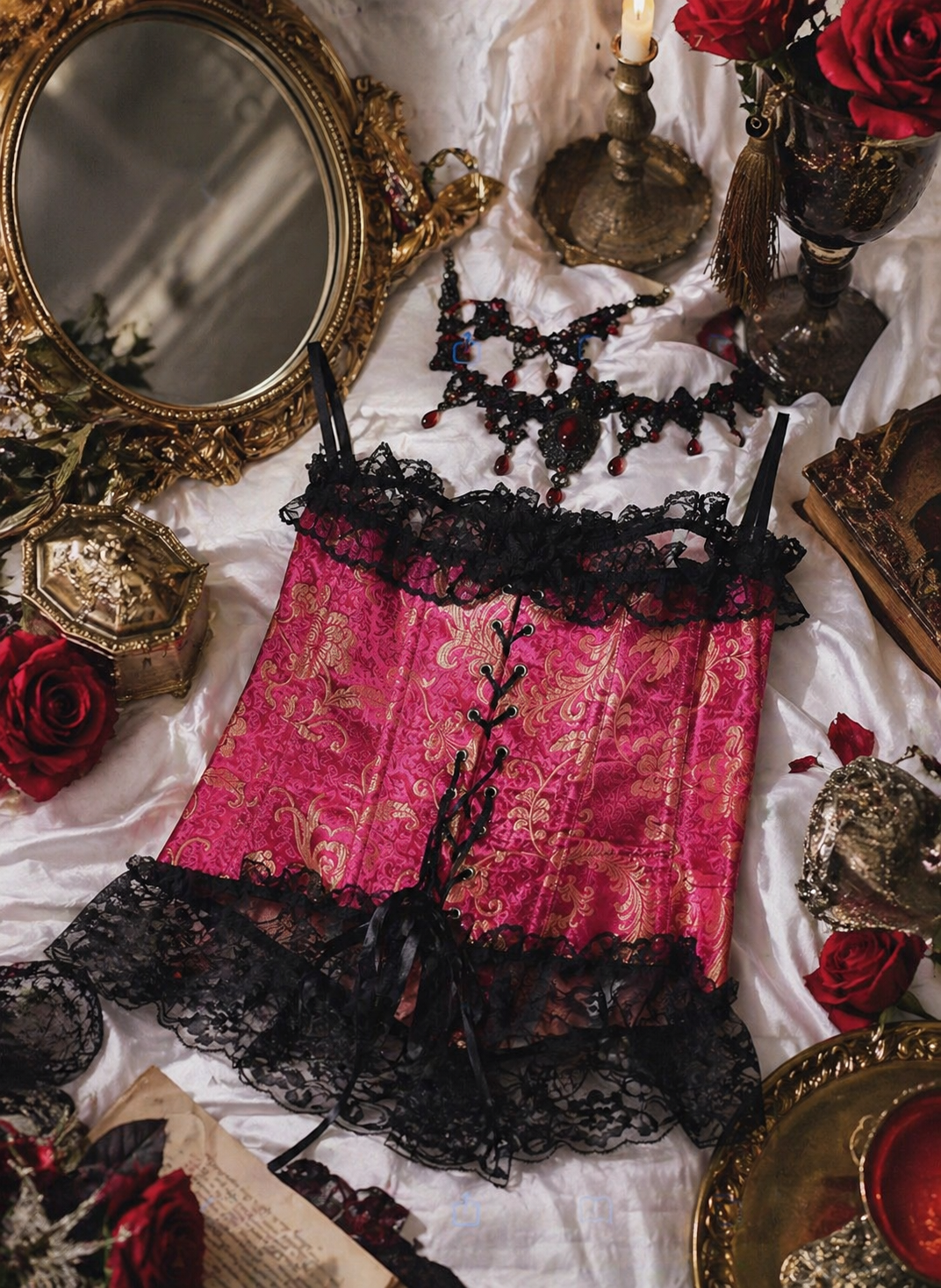 Magenta&Gold Brocade Korse