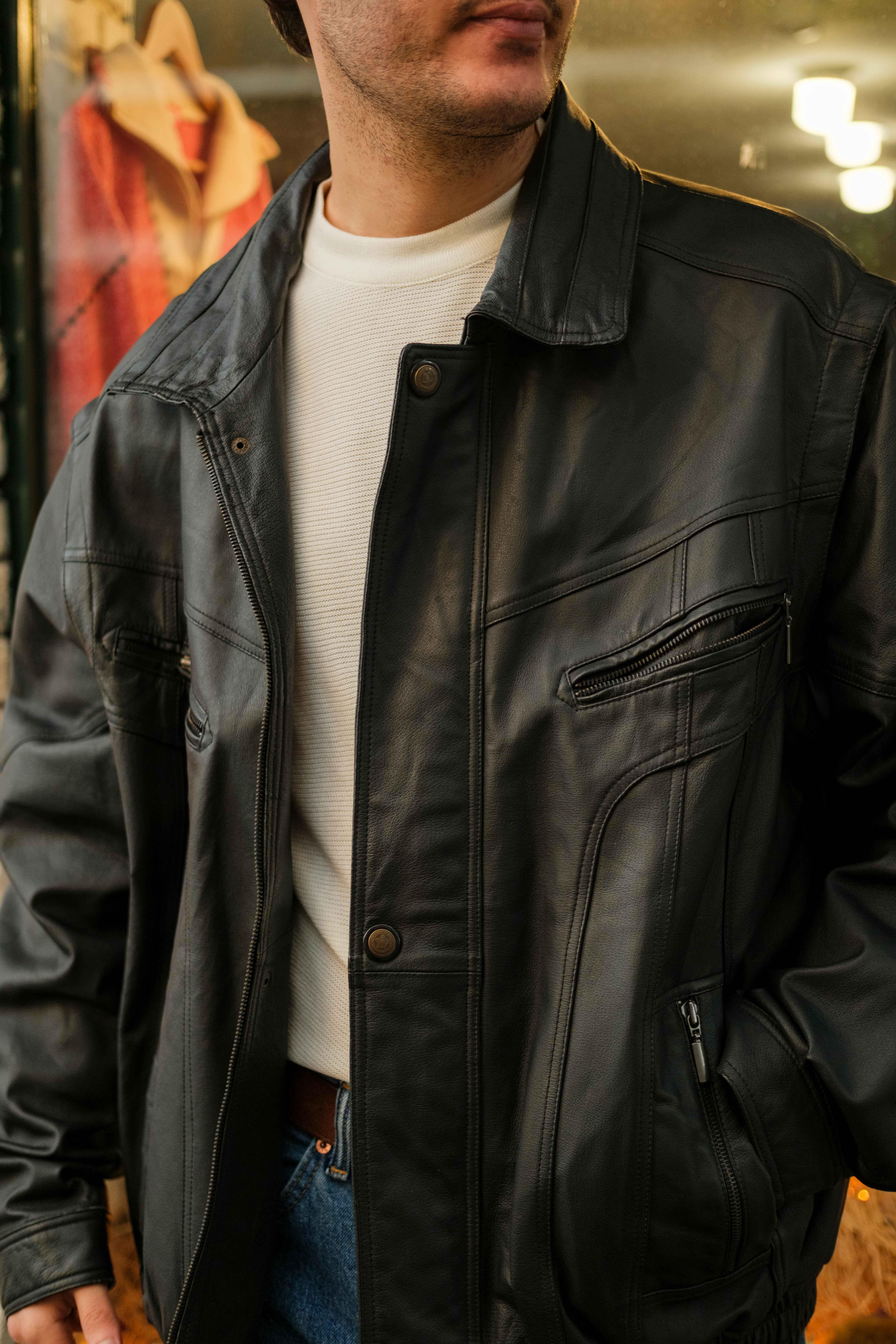 vintage-90s-bomber-model-