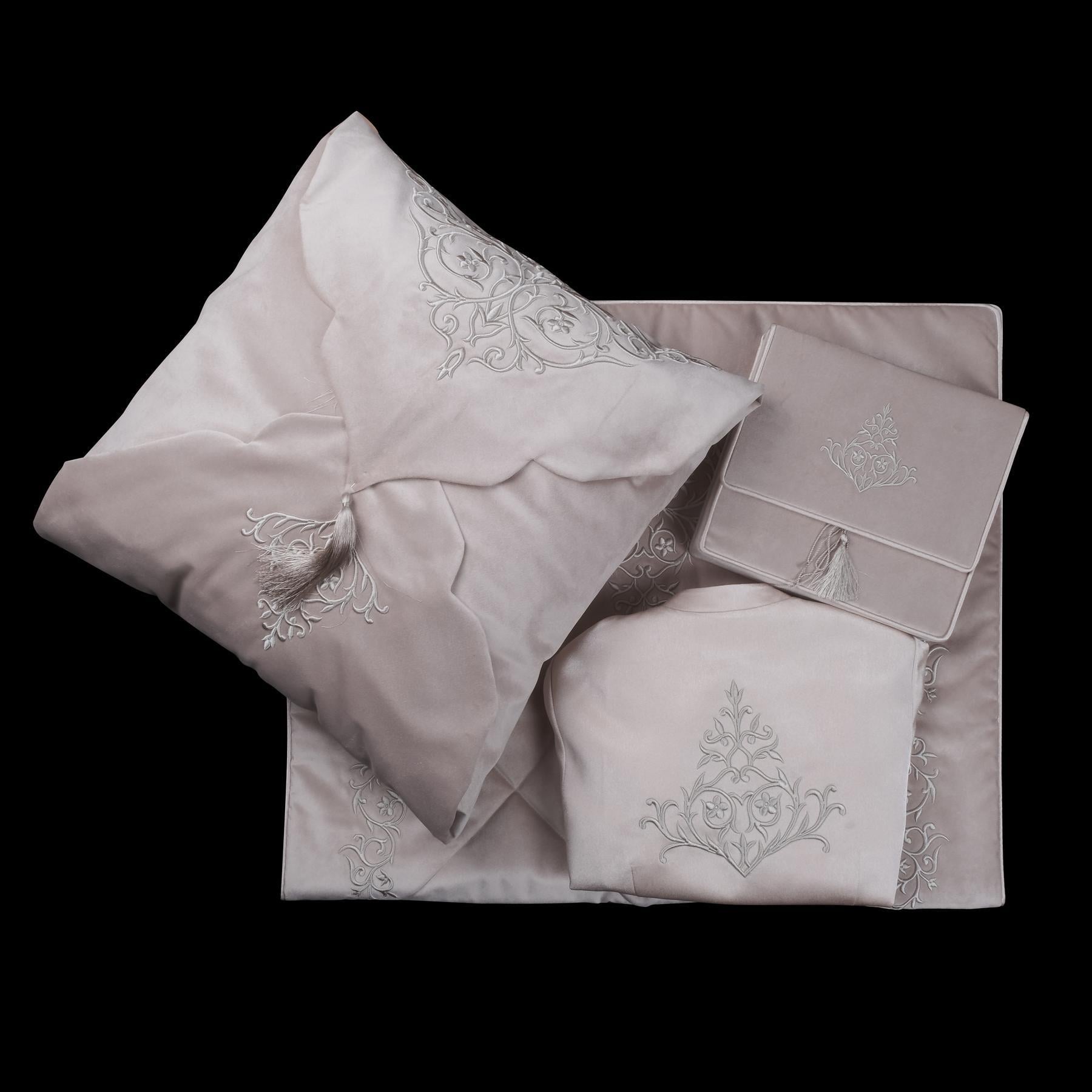 BEJ KADİFE SECCADE SETİ