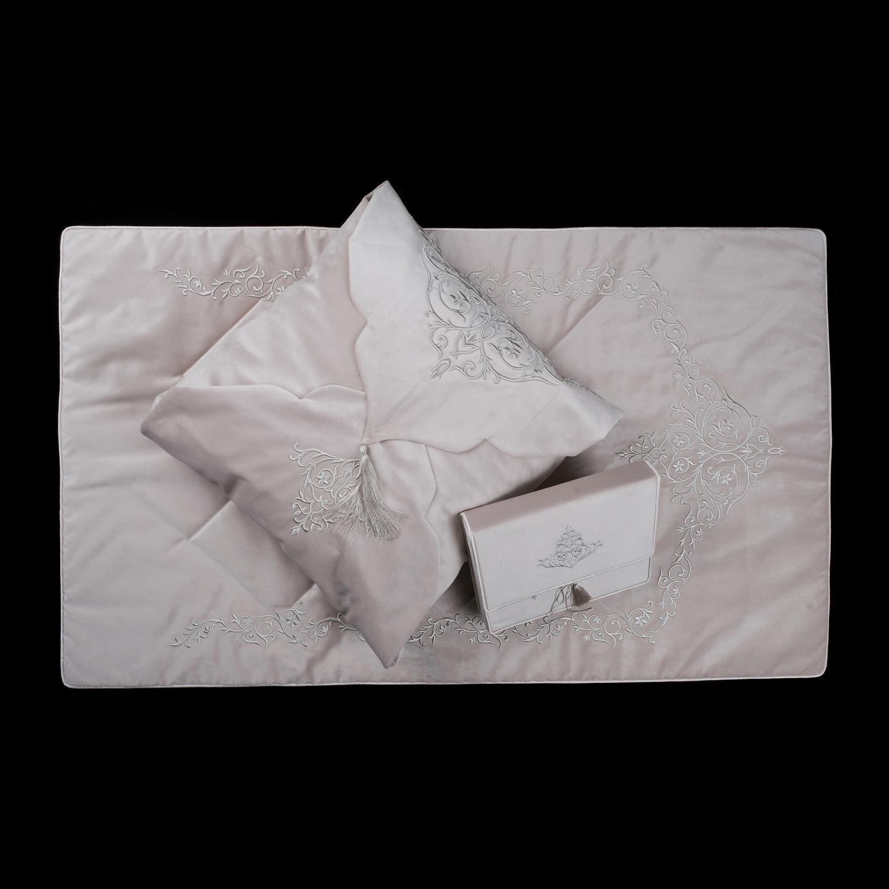 BEJ KADİFE SECCADE SETİ