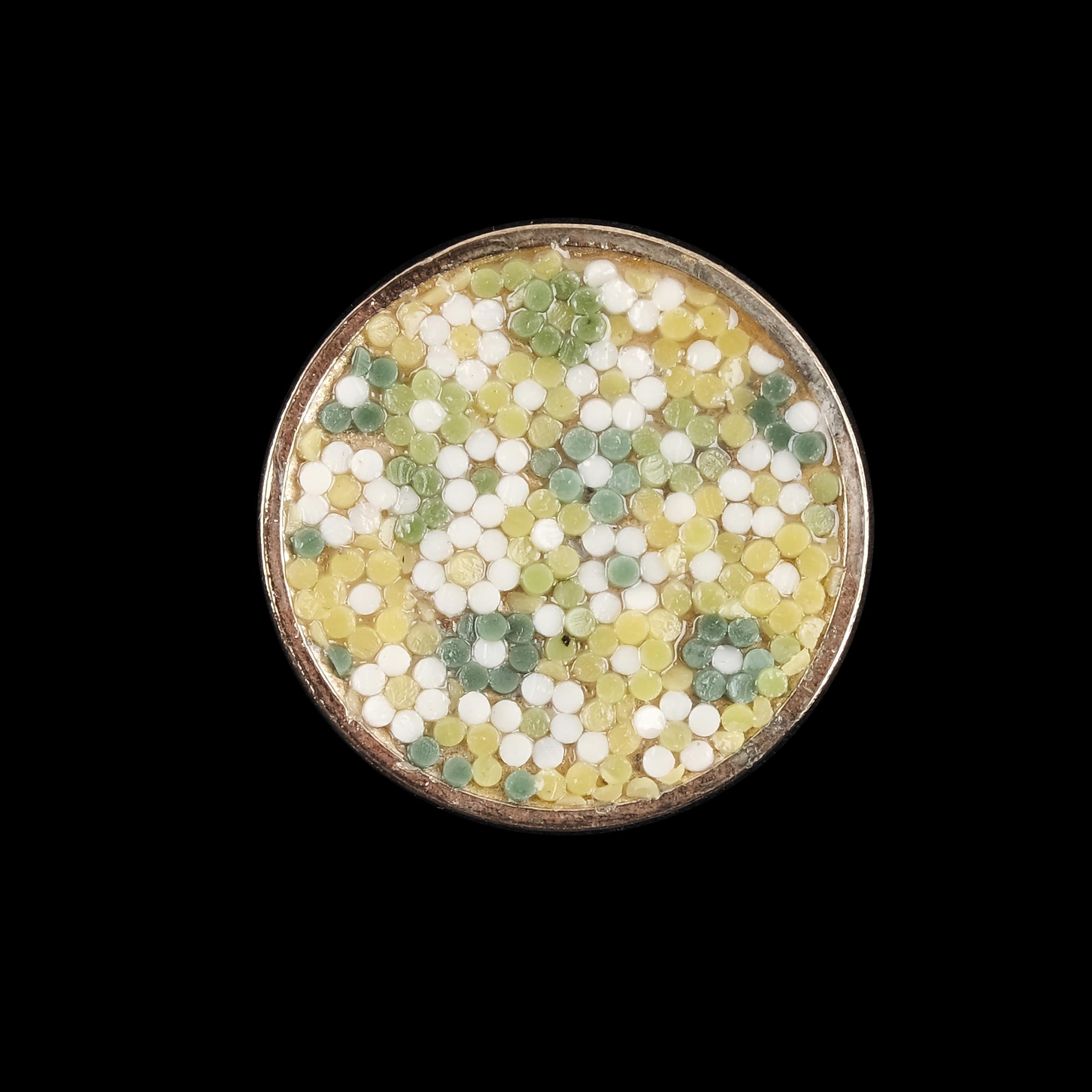 ÇİÇEK BAHÇESİ YAKA İĞNESİ