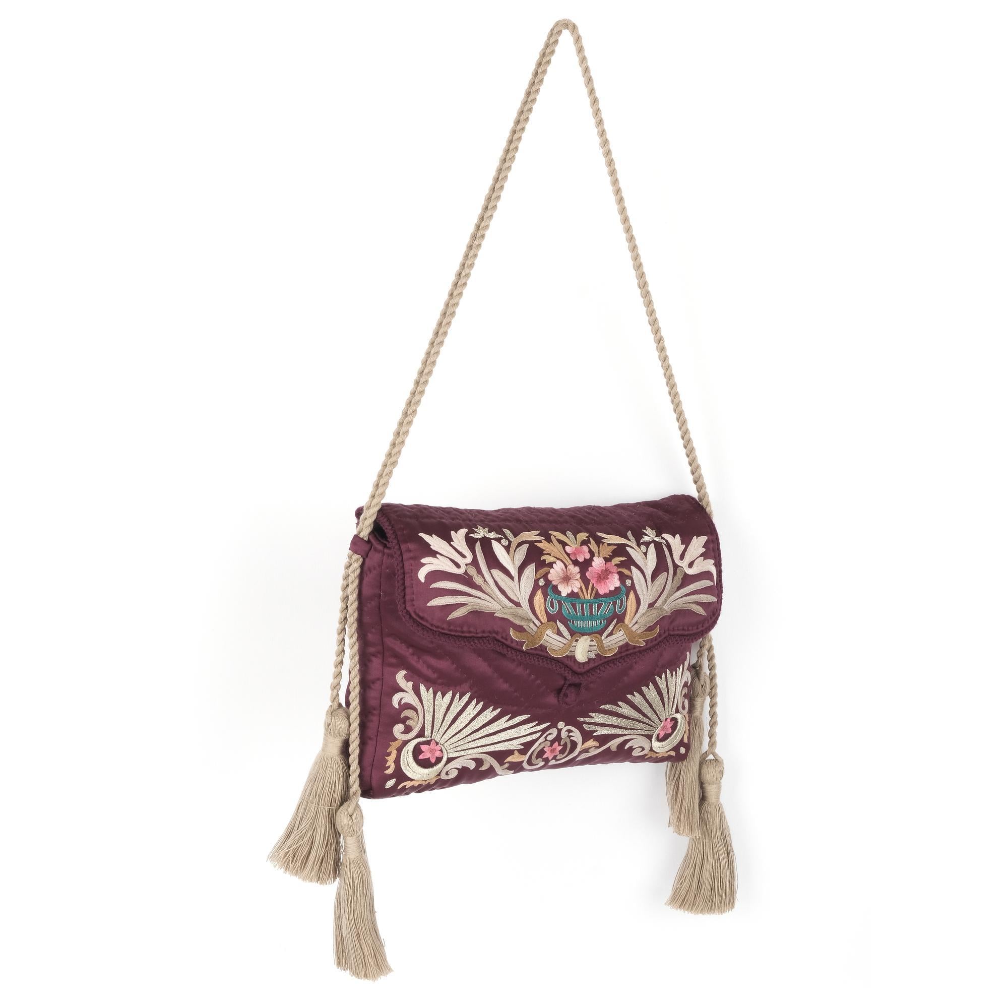 GÜLZAR CÜZ KESESİ