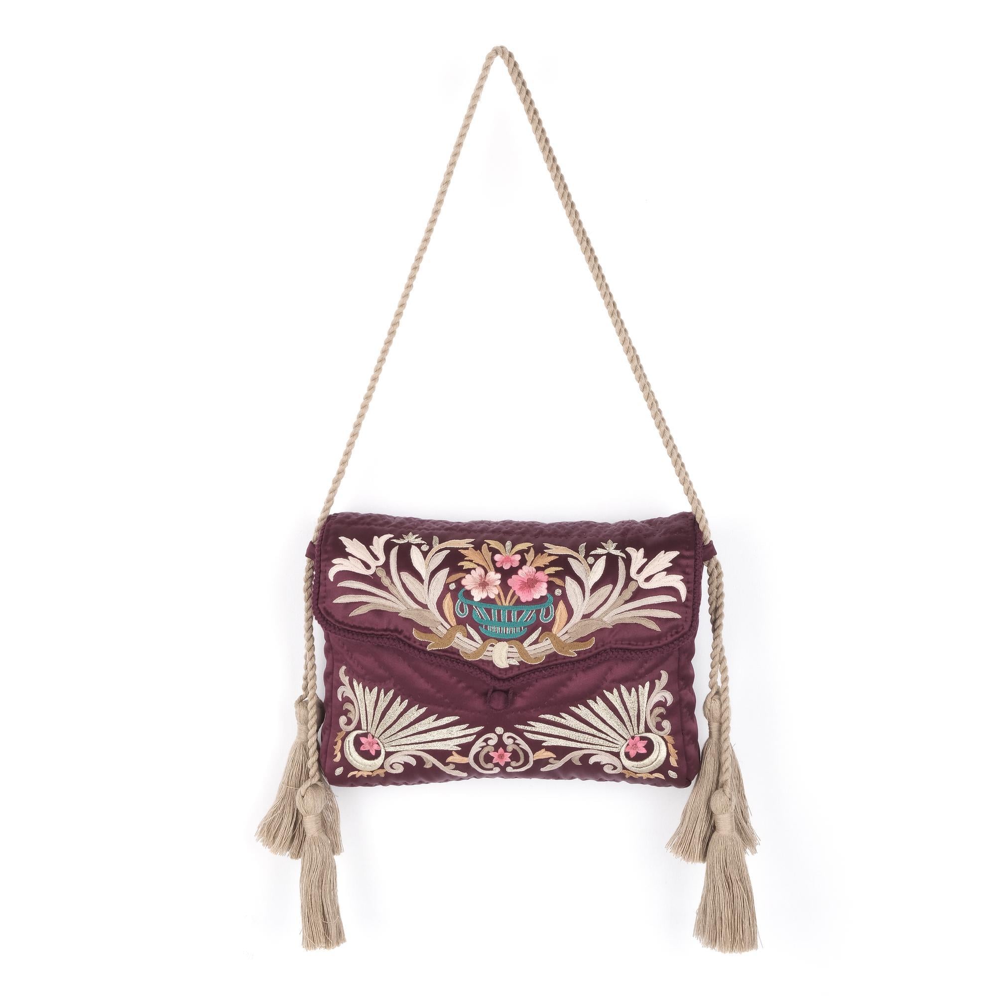 GÜLZAR CÜZ KESESİ