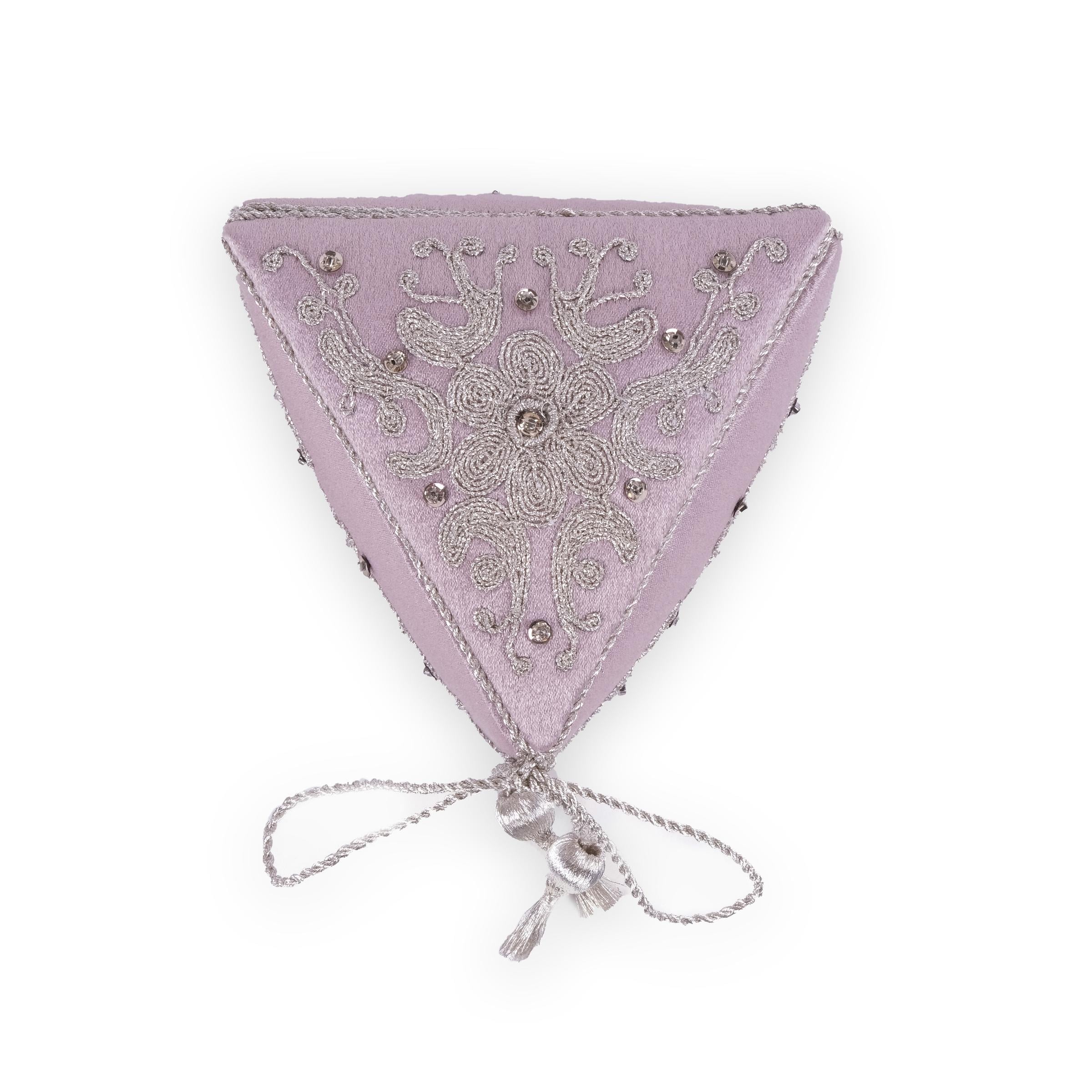 SARAYLI KUTU ÜÇGEN