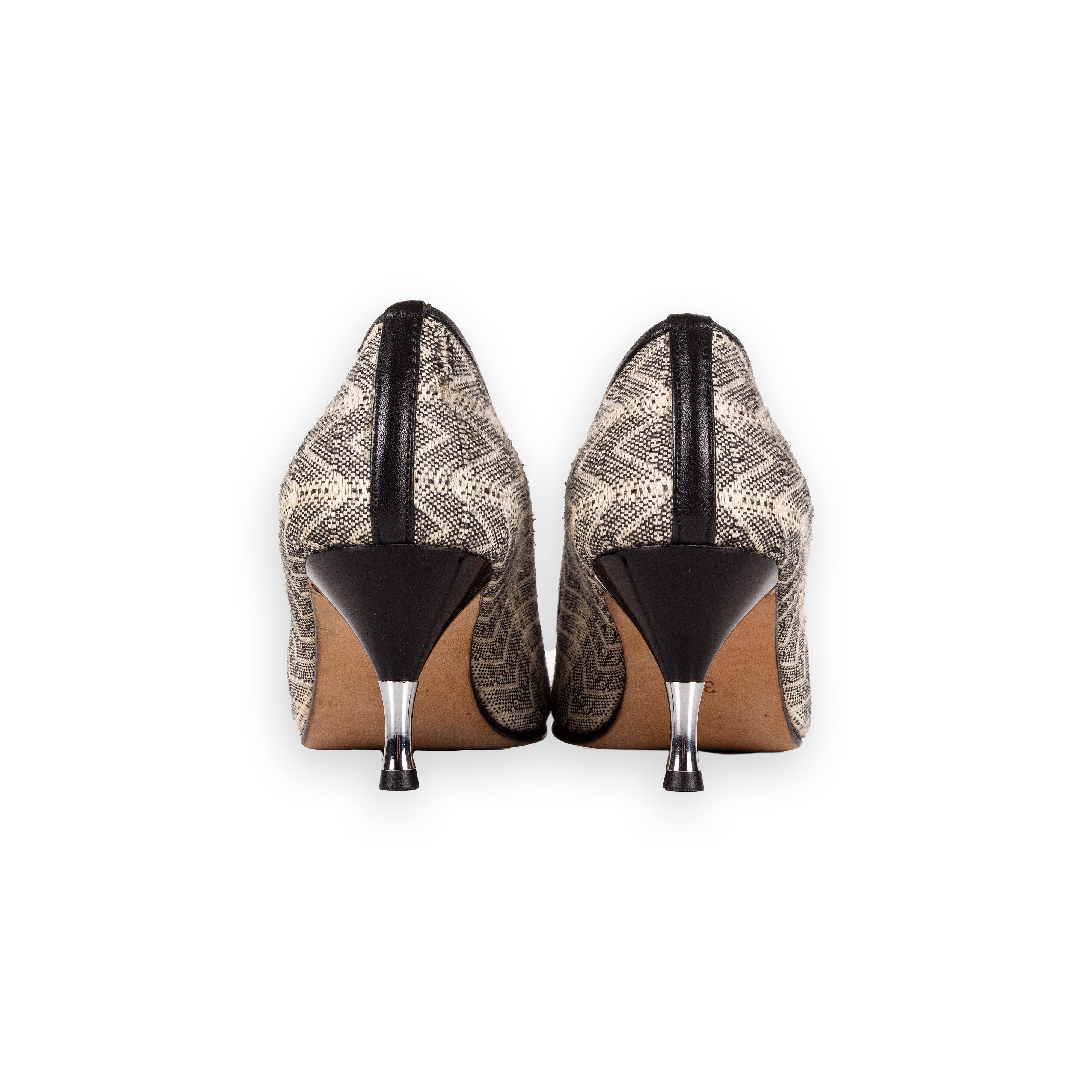 TİRE DOKUMA AYAKKABI