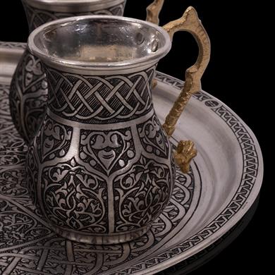 BAKIR İŞLEMELİ SÜRAHİ VE BARDAK TAKIMI (6 PARÇA)