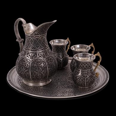 BAKIR İŞLEMELİ SÜRAHİ VE BARDAK TAKIMI (6 PARÇA)