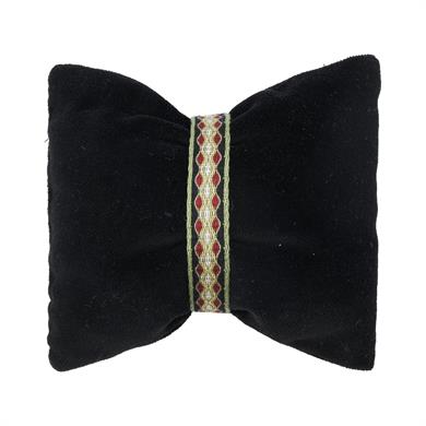 ÇARPANA DOKUMA BİLEKLİK CHARMLI