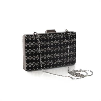 ELİBELİNDE DOKUMA ÇANTA ZİNCİRLİ