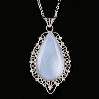 KALSEDON VAV KOLYE (37,1 GR)