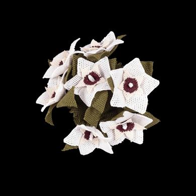 MUM ÇİÇEĞİ BROŞ